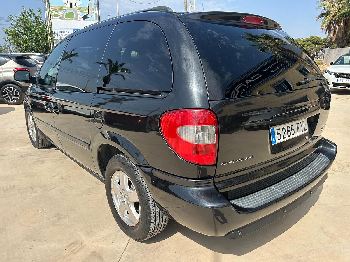 CHRYSLER VOYAGER LX 2.8 CRDI AUTO SPANISH LHD IN SPAIN 154K 7 SEAT SUPERB 2007